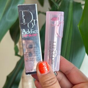 Dior Addict Lip Glow in Vibrant Pink
